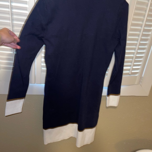 Ann Taylor sweater dress size medium petite - Picture 6 of 6
